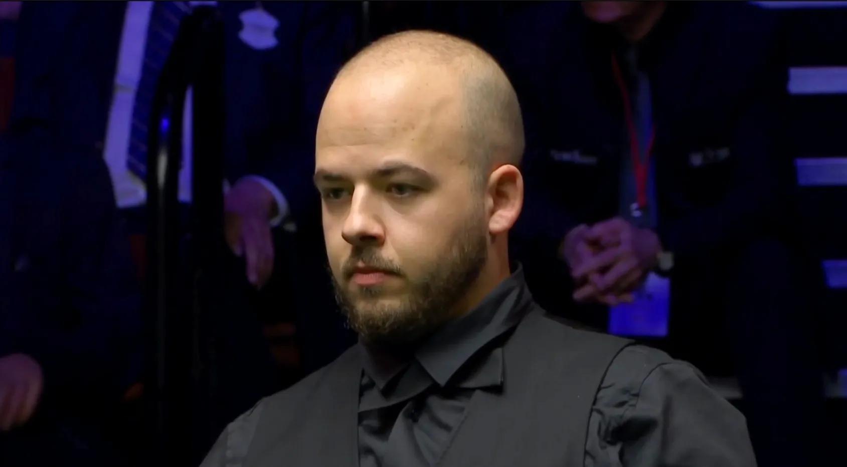 丁俊晖4比0横扫宾汉姆,盘点丁俊晖英锦赛夺冠之旅