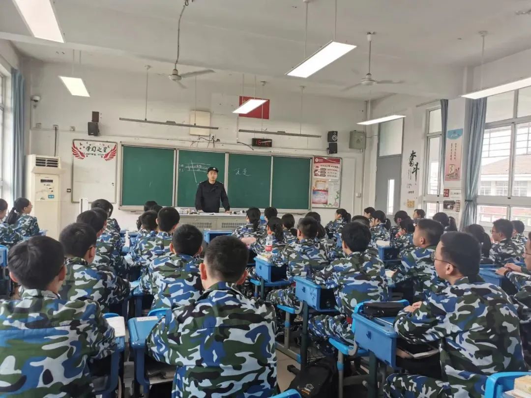 高标准军训,威武霸气的军训