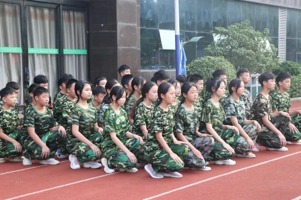 新徽实验学校军训2021,迷彩青春不负韶华军训