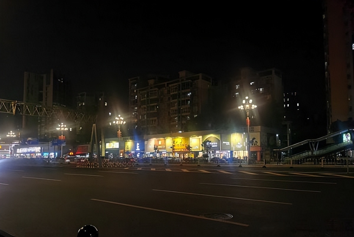 手机镜头保护膜值得买吗,手机镜头保护膜有用吗