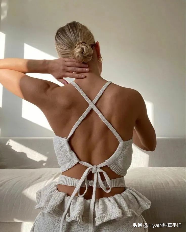 吊带内搭遮副乳遮肉,穿吊带怎么遮肉副乳