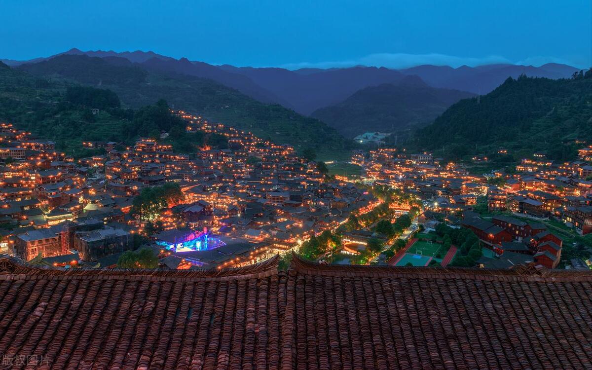 夏天最好的十大避暑城市,最适合夏天去的古镇
