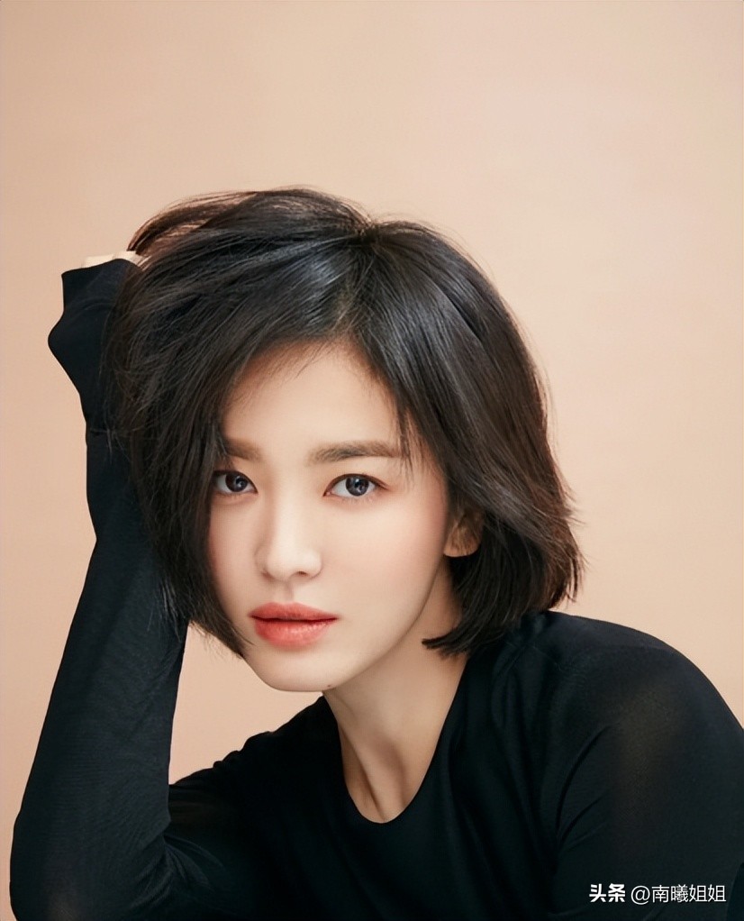 30-40岁洋气超短烫卷发减龄,适合50岁的减龄短羊毛卷发型