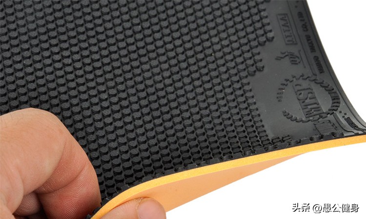 乒乓球爱好者如何去选购球拍？