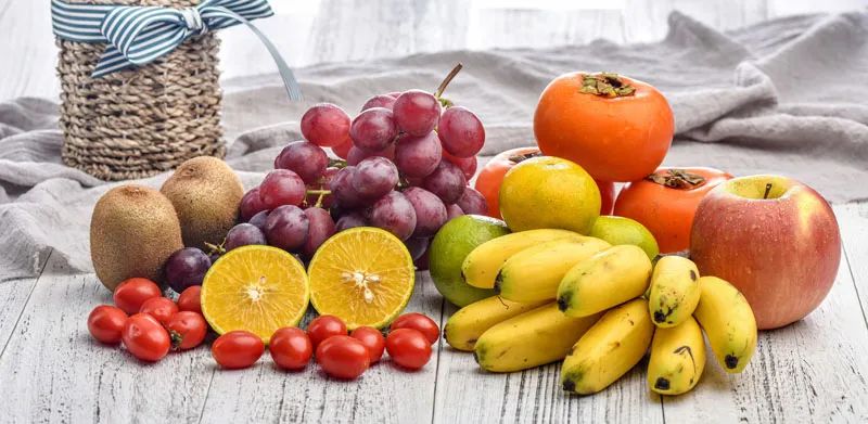 秋季吃梨正当时润燥养肺健脾胃,秋季润肺水果和蔬菜