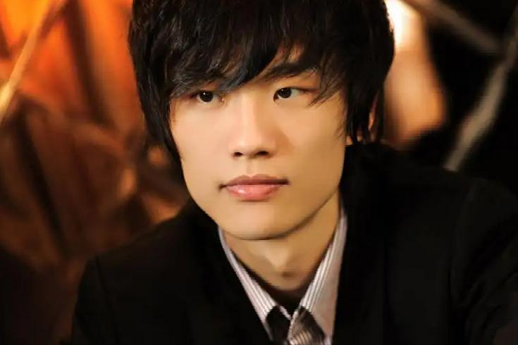 许嵩四大巨头歌曲,许嵩曾经火遍全国的网络歌手