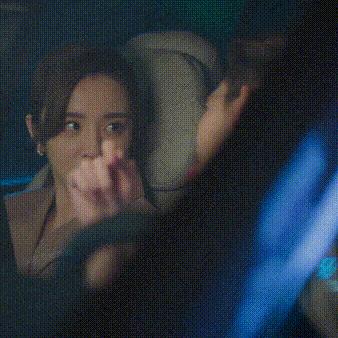 强吻、摸胸、扯裙子，这些男星到底是真投入，还是想揩油？