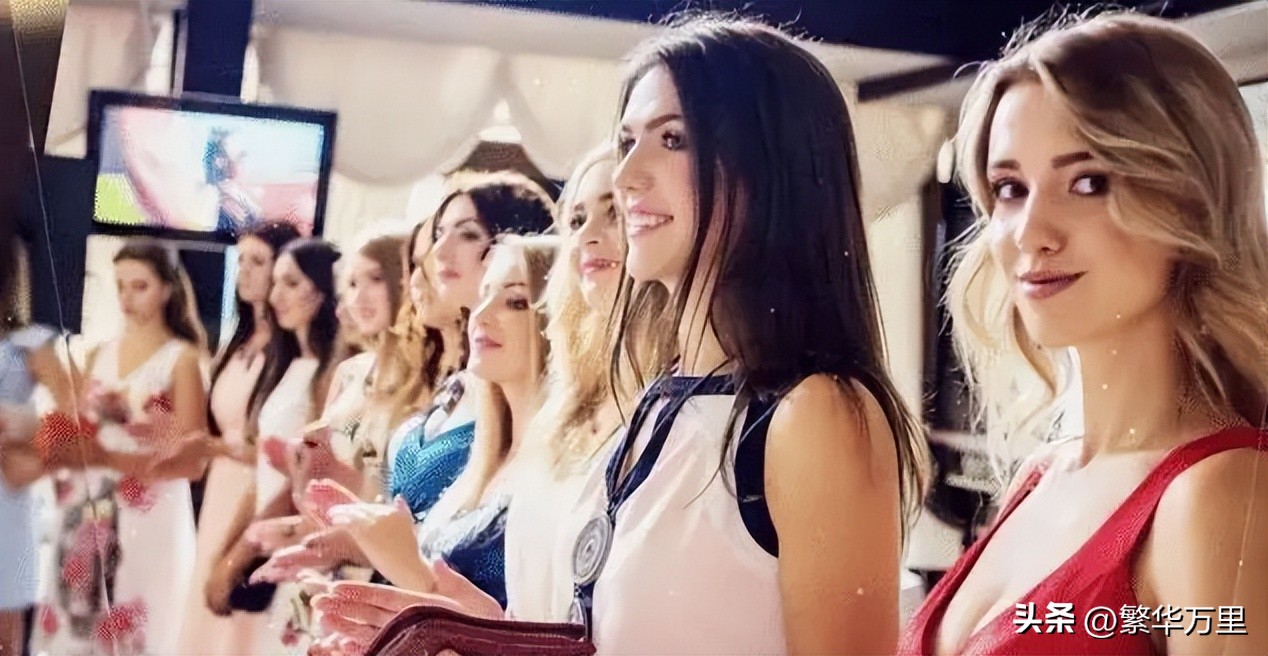 俄罗斯的普通人月收入多少钱,2023俄罗斯普通人月收入