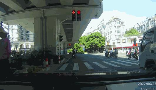 海康威视d6与盯盯拍mini3对比,360g900测评对比盯盯拍z50