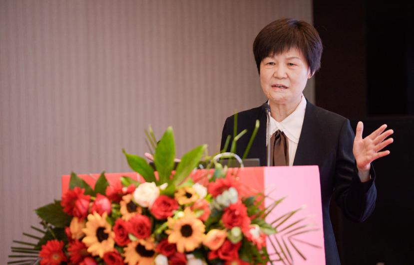 告别花眼！全国首家“迈可视老视手术临床培训中心”落户郑州