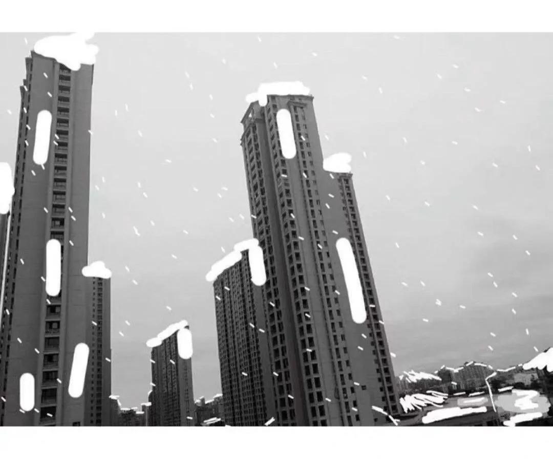 捅了别人一刀我该怎么办,被人捅了一刀该不该拔出来