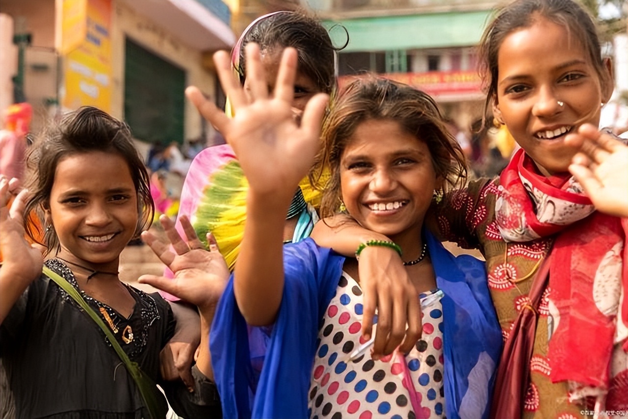 印度成为世界第一人口带来的影响,印度成为第一人口大国的喜与忧