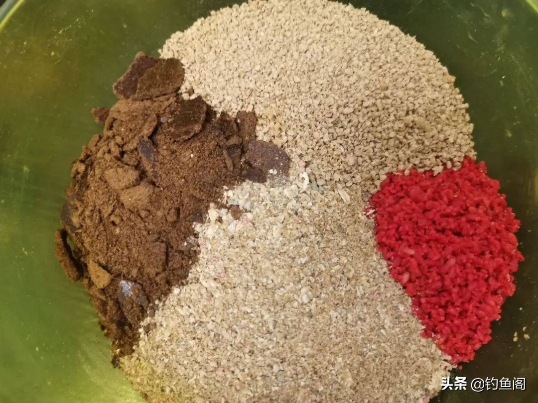 钓鲤鱼用什么绝对不空军,钓鲤鱼不能用的窝料