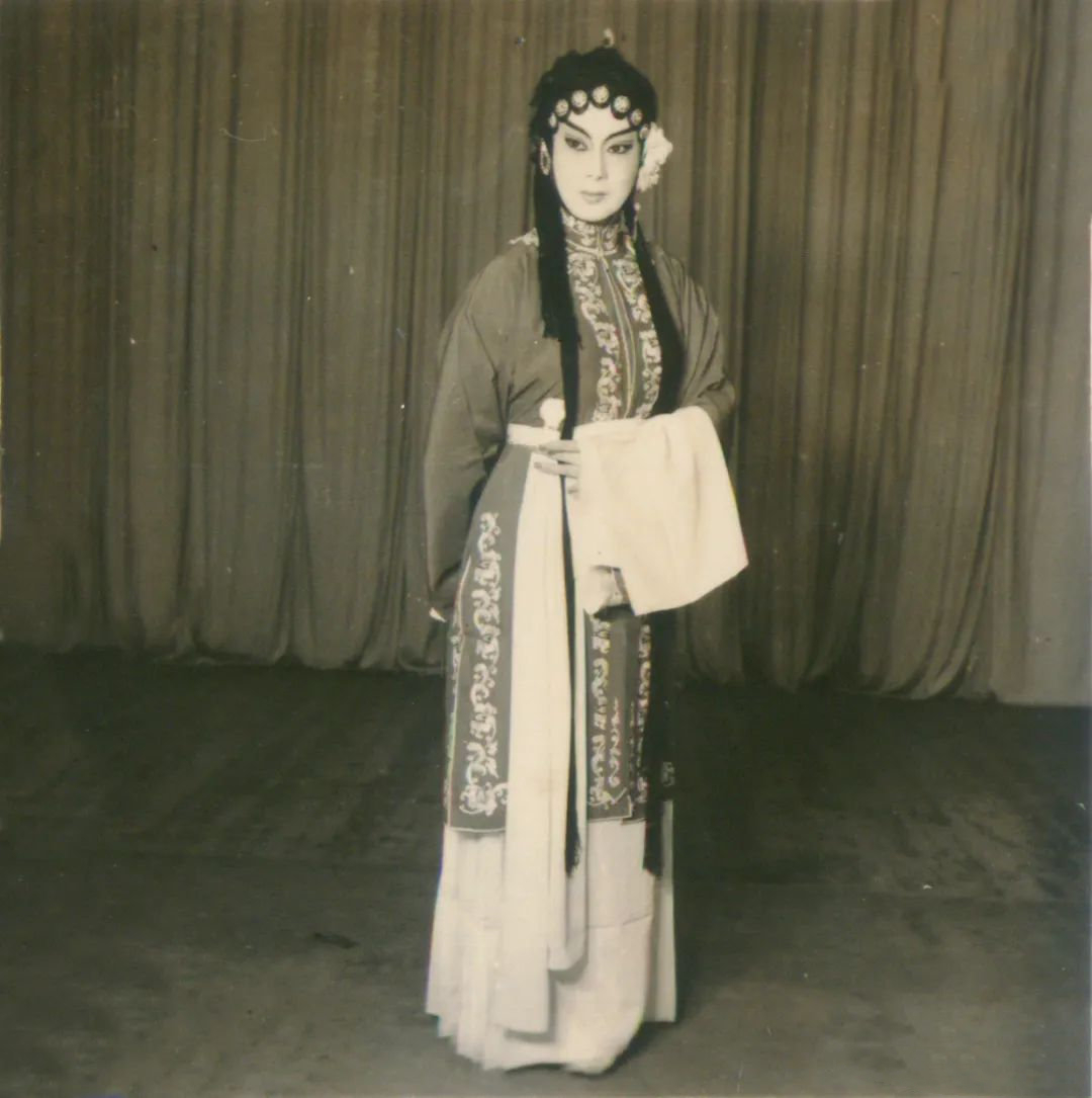 10天内12位名人去世哪12位,12位已经去世了的明星