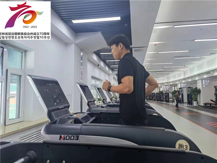 延吉全民健身中心冰雪游乐广场,延吉市全民体育中心