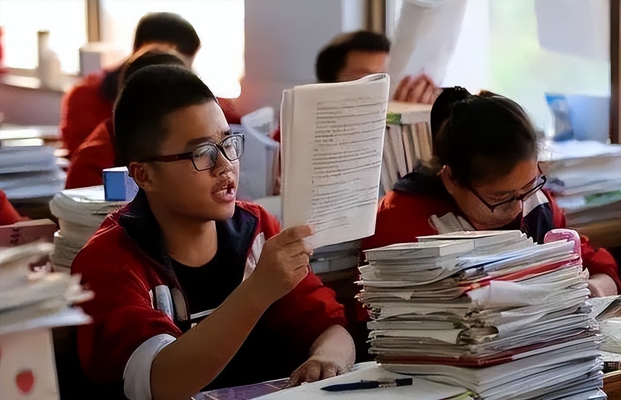 中考低于450分补救方法,中考失利没考上高中能考550分吗