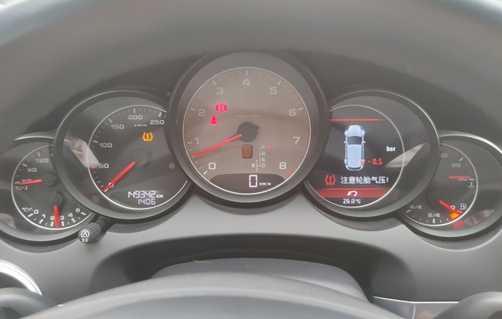 几万块老款卡宴,老卡宴几万块