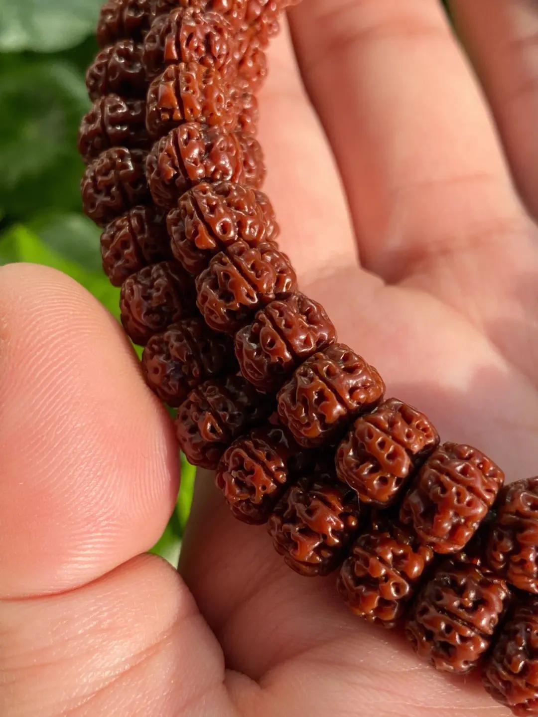 橄榄文玩手串怎么快速包浆,木质文玩手串怎么包浆