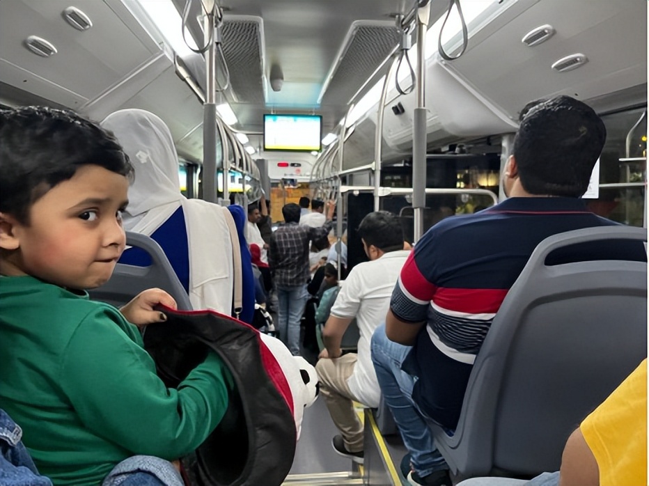 油管卡塔尔世界杯的中国元素,卡塔尔世界杯里出现的中国元素