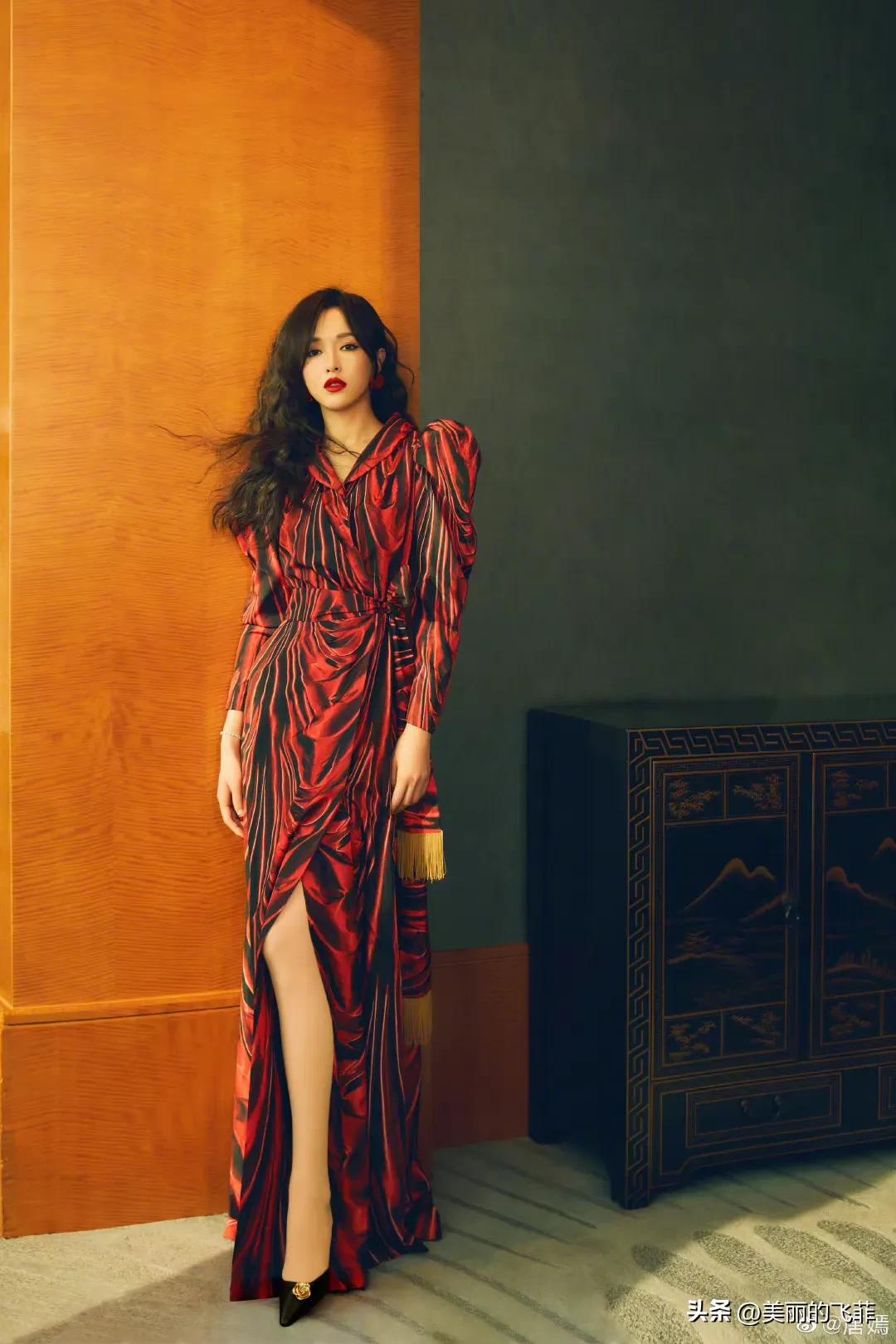 唐嫣：性感而又迷人