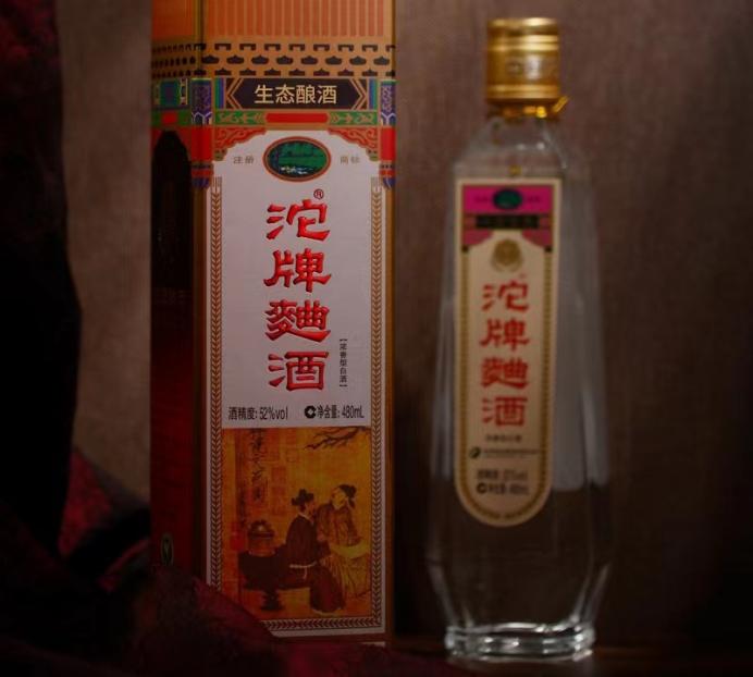 喝酒不会挑？这5款白酒，100%纯粮不贵，只有行家才知道，别错过
