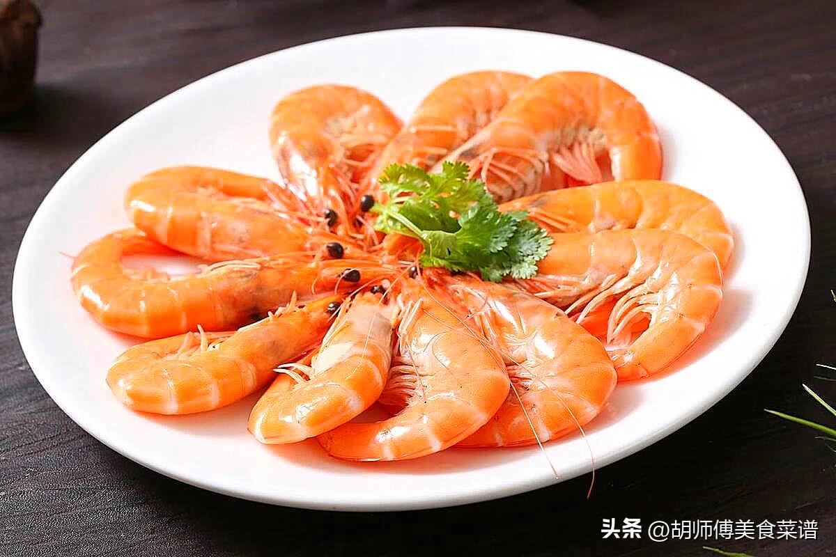 水煮虾为什么水是黄色的,水煮虾是冷水下还是水开下