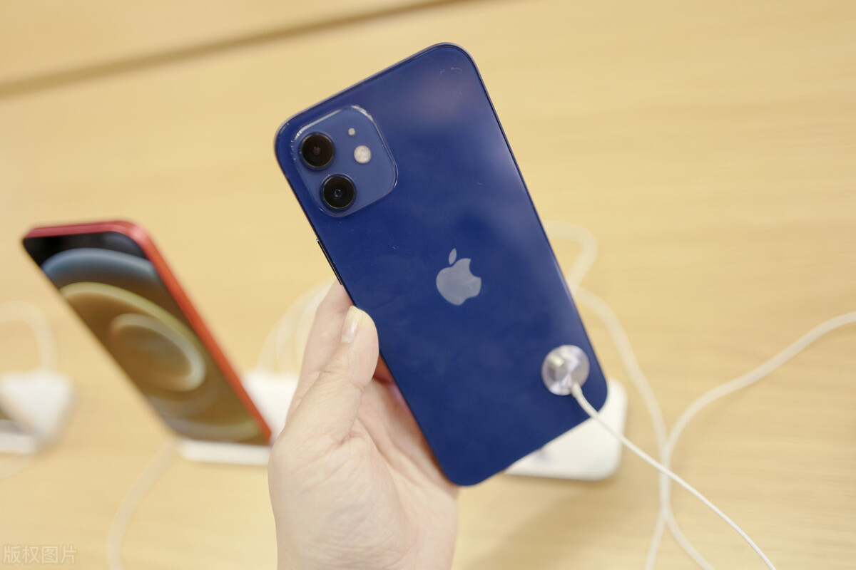 苹果手机照片突然消失了怎么回事,苹果手机照片突然没有了怎么恢复