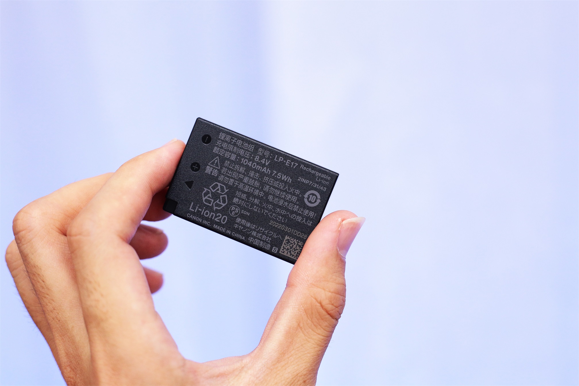 5d3跟r10拍照画质对比,单反佳能5d3值得入手吗