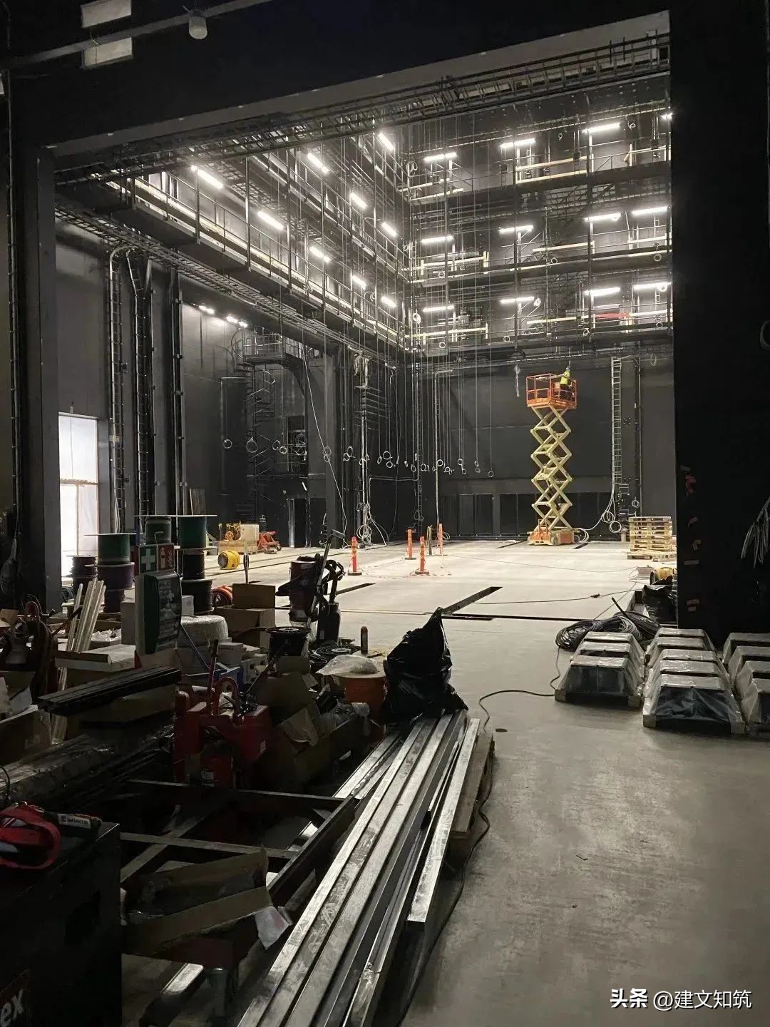 鑺叞璧皵杈涘熀鑸炶箞,鑺叞璧皵杈涘熀鏂囧寲寤虹瓚