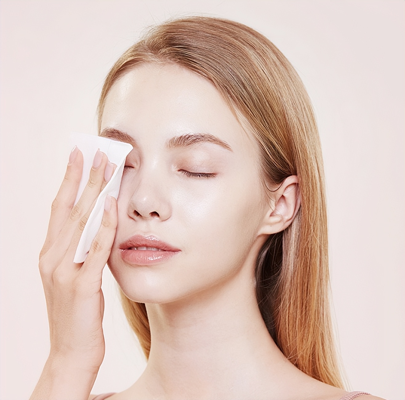 眼妆画不好如何只卸眼妆,眼妆卸不净的小妙招