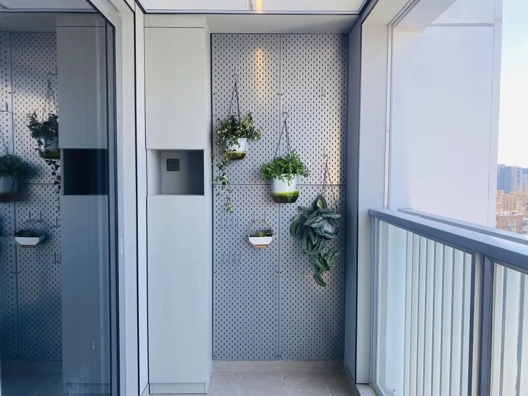 蜂窝板和铝合金做阳台柜哪个好,铝制蜂窝板阳台柜