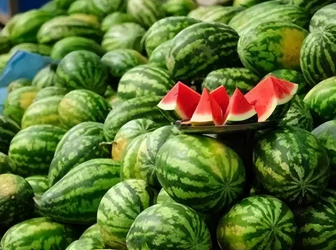 子宫不欢迎的6种水果,吃柿子对妇科有什么好处