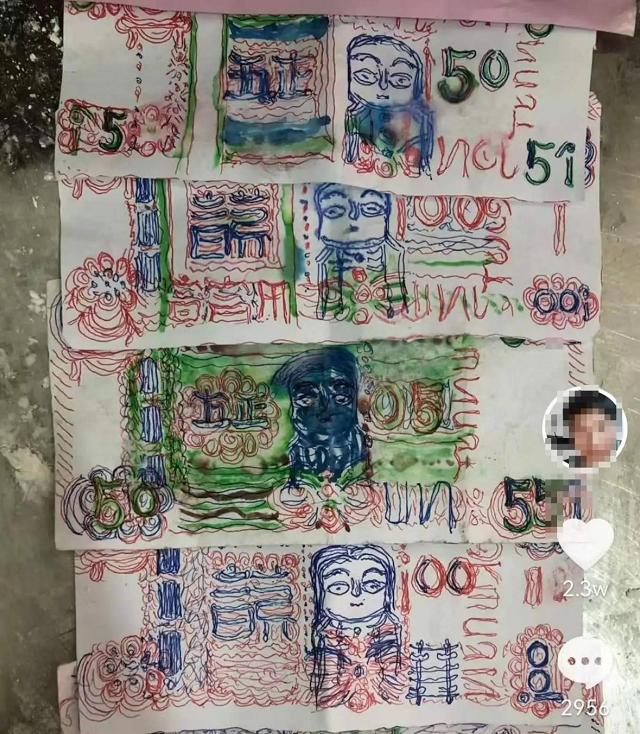 温州卖面条老人,浙江温州老人用手画钱币买面条