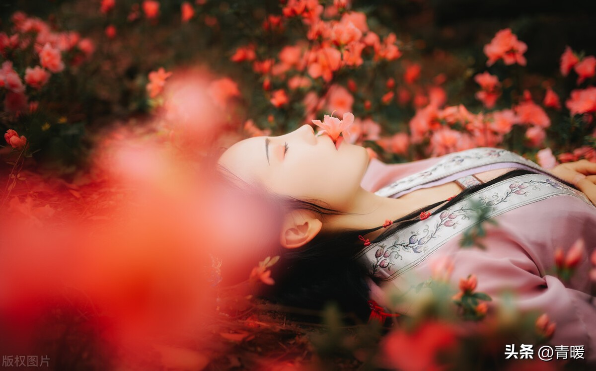 生长于*楼青**的她，是秦淮八艳中结局最好的，只用一招征服所有人