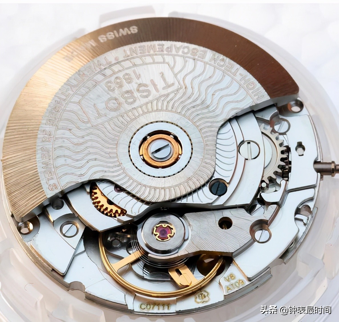 哪些机械表擒纵轮是塑料的,力洛克80机芯擒纵轮是塑料吗
