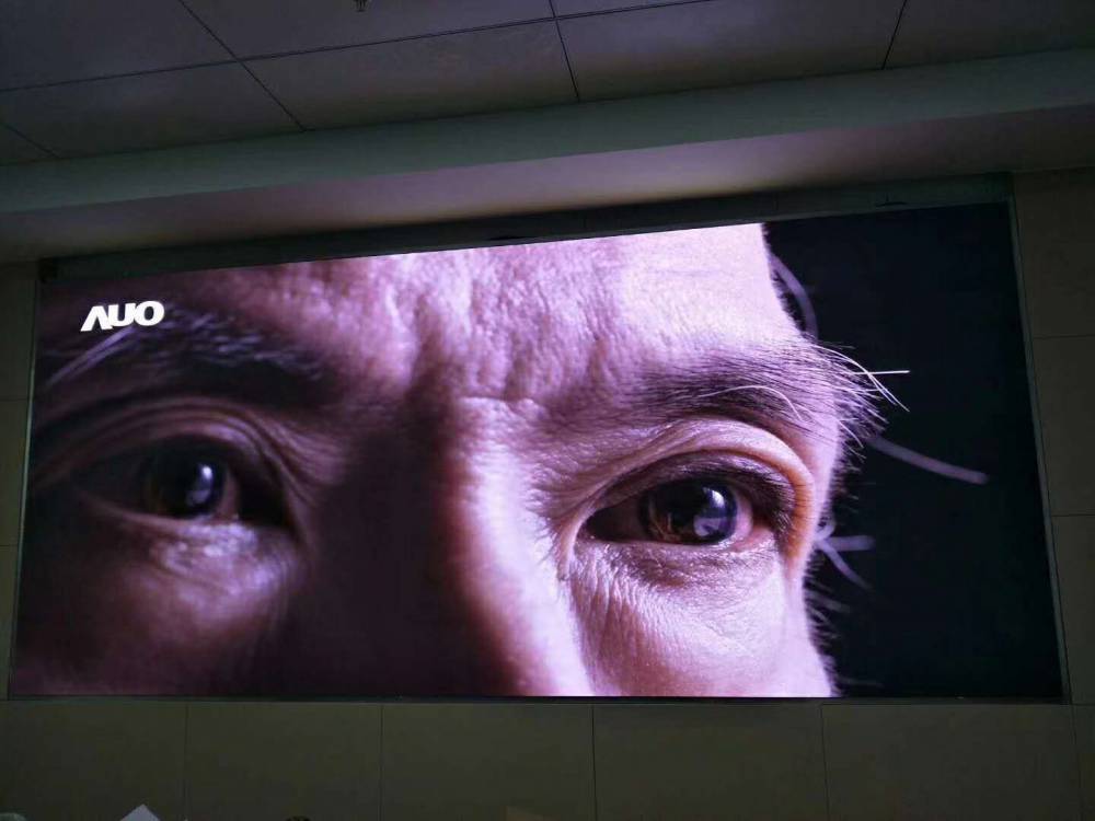 室内led屏彩屏和透明屏区别,p2全彩LED显示屏