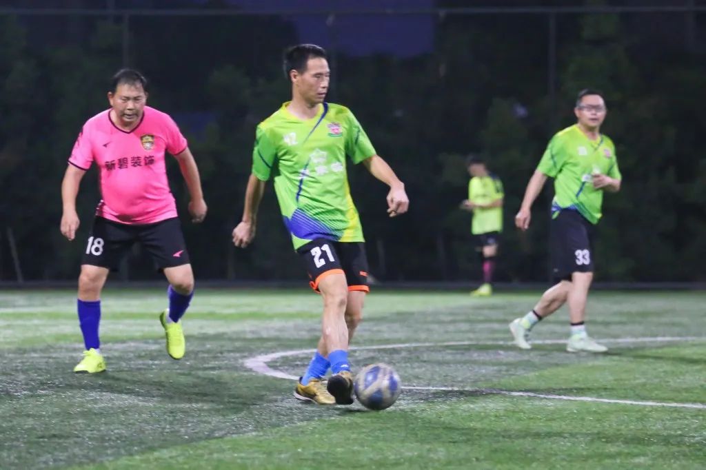 一起足球一起公益,一起为中国足球添砖加瓦