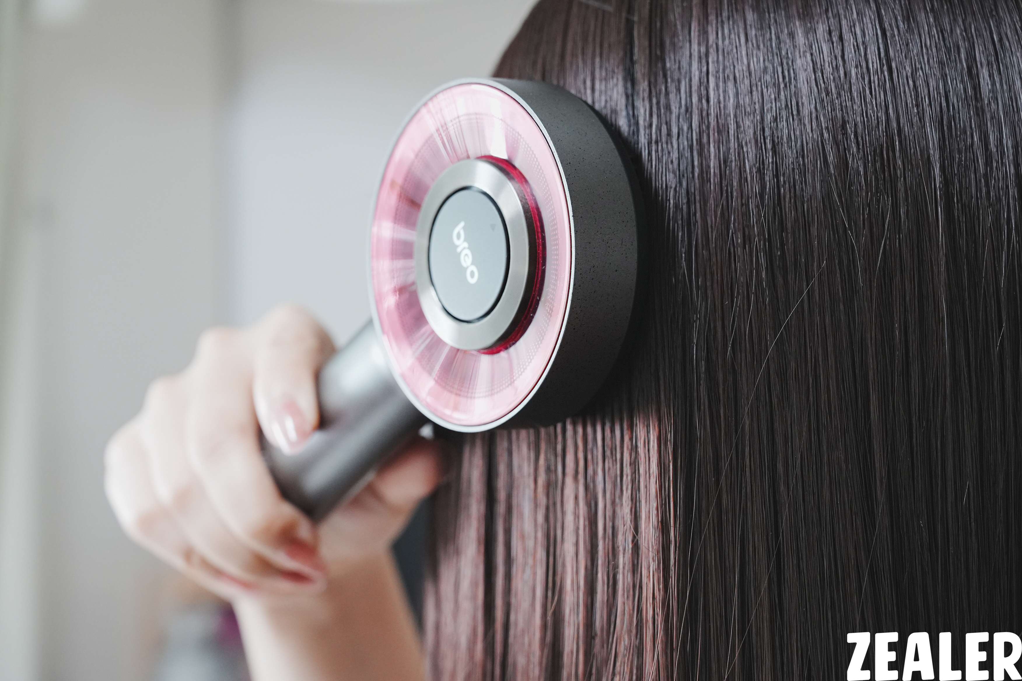 冲当发量王者原来长头发这么简单倍轻松Scalp3头皮智能按摩梳