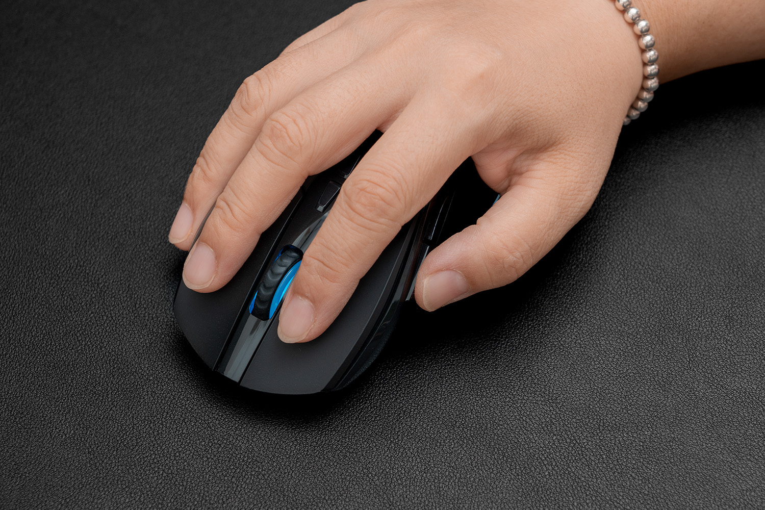 百元以内无线鼠标设计推荐,雷柏vt9prominiv300w