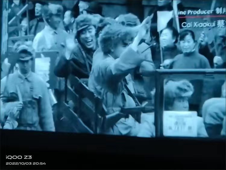 拼多多上的二手投影仪能买吗,拼多多上2300的投影仪好吗