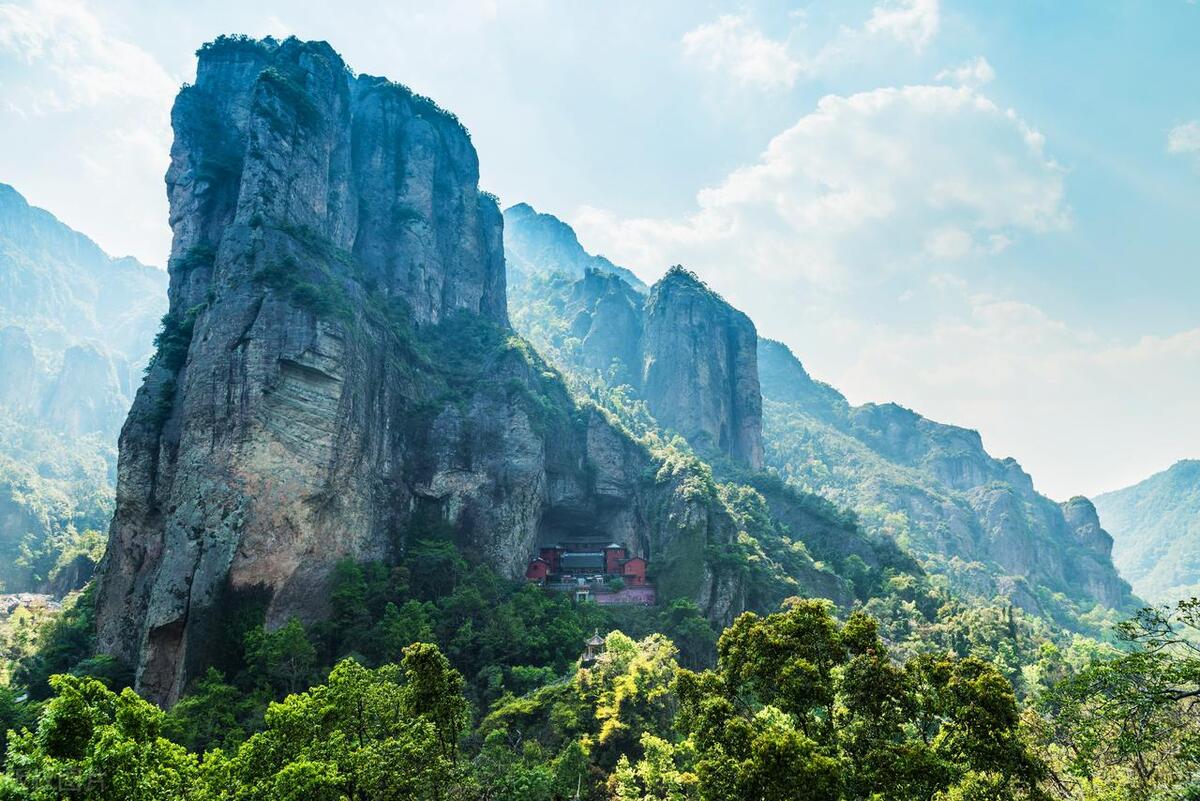 浙江丽水旅游必去十大景点,浙江嘉兴旅游必去十大景点