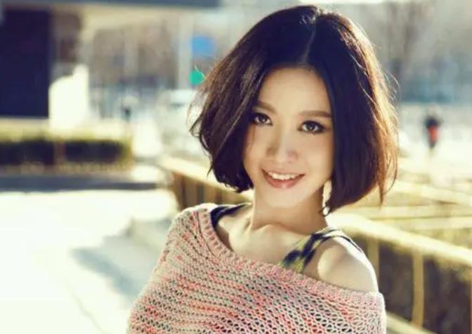 姚贝娜春晚现场,姚贝娜有哪三次上春晚