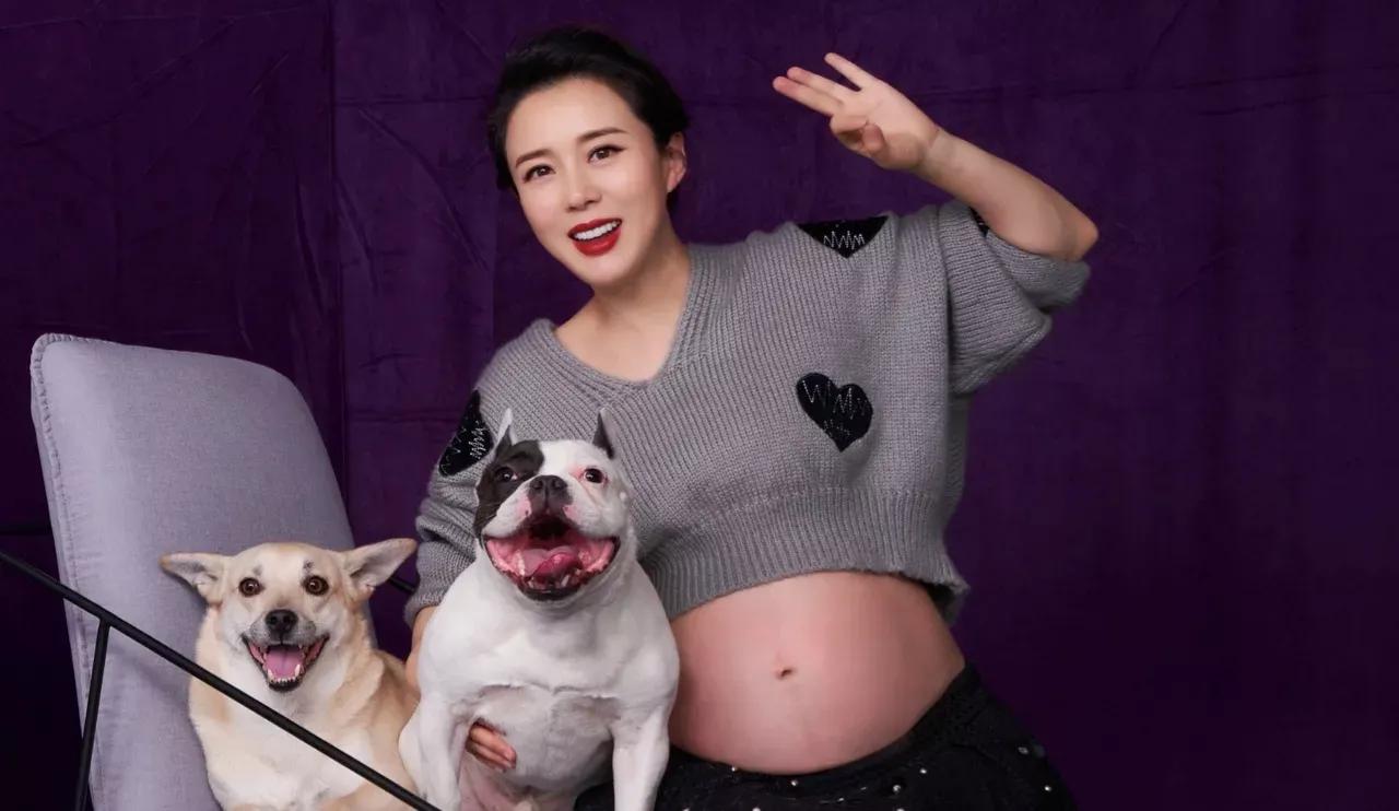 颜丹晨怀孕了吗,颜丹晨晒孕妇照庆44岁生日