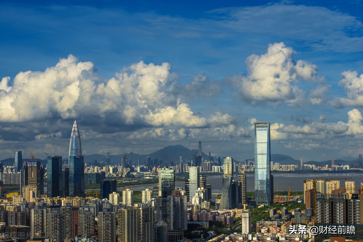 老住宅楼加装电梯的利与弊,老房加装电梯是否给一楼补偿