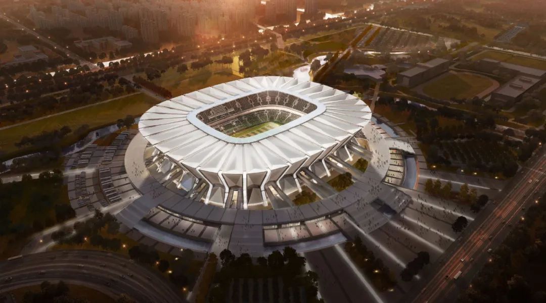 足球场天亮了,天亮了中央民族大学