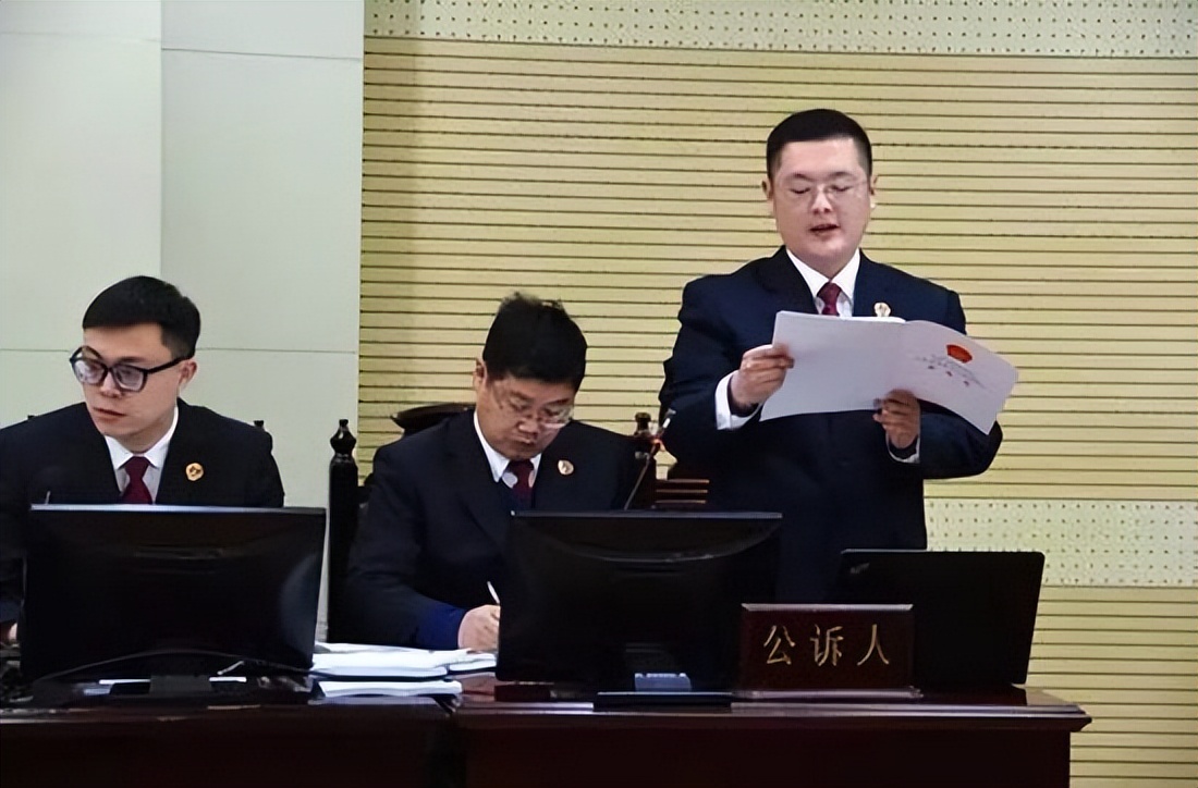 侵吞小金库的行为是否构成贪污,侵吞小金库的款是否构成贪污罪