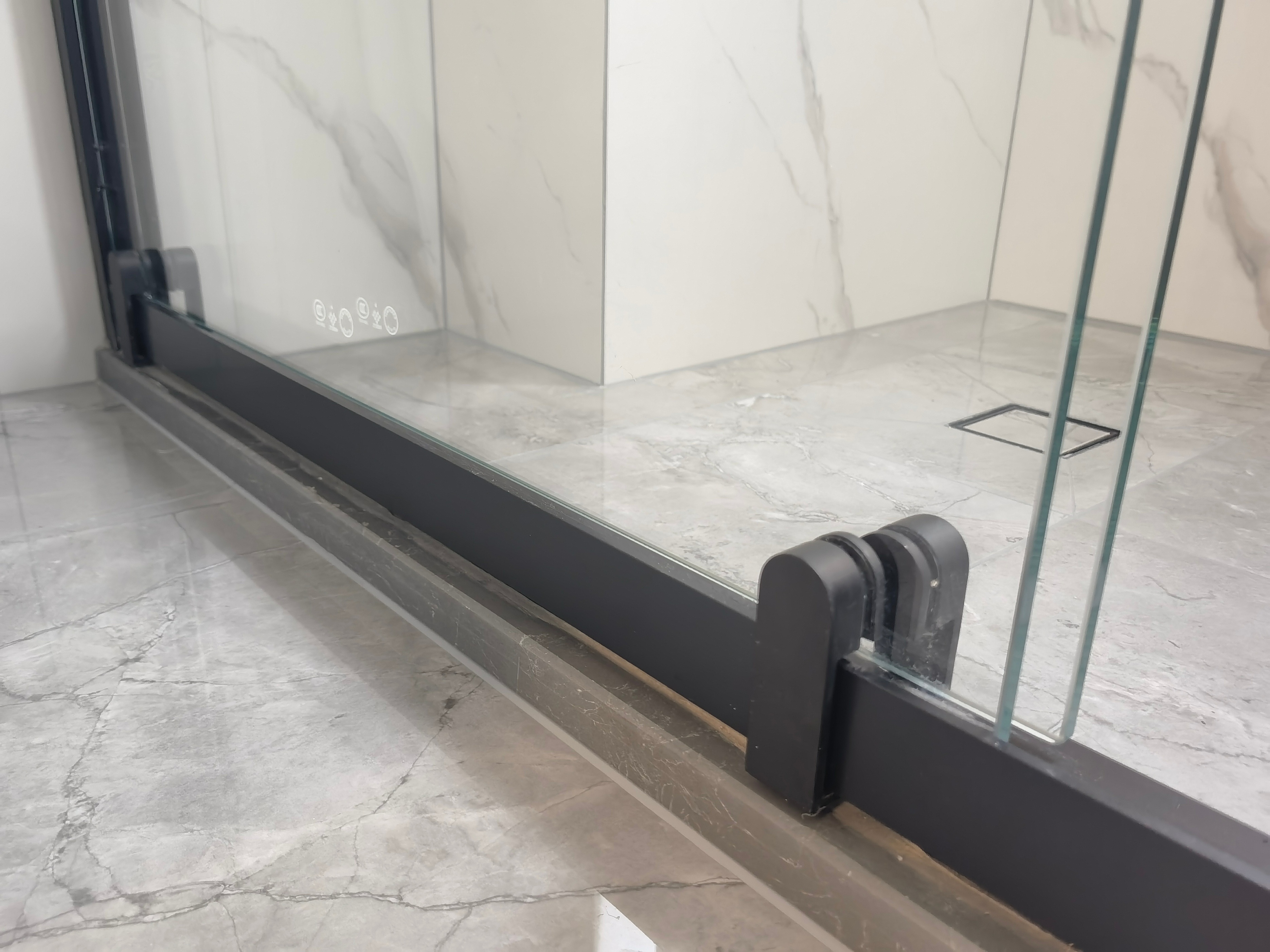 淋浴房设计施工,淋浴房设计中的注意事项包括