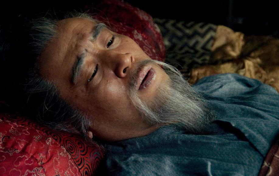 毛主席是如何点评刘备的？他有两个致命缺点，注定他无法统一三国