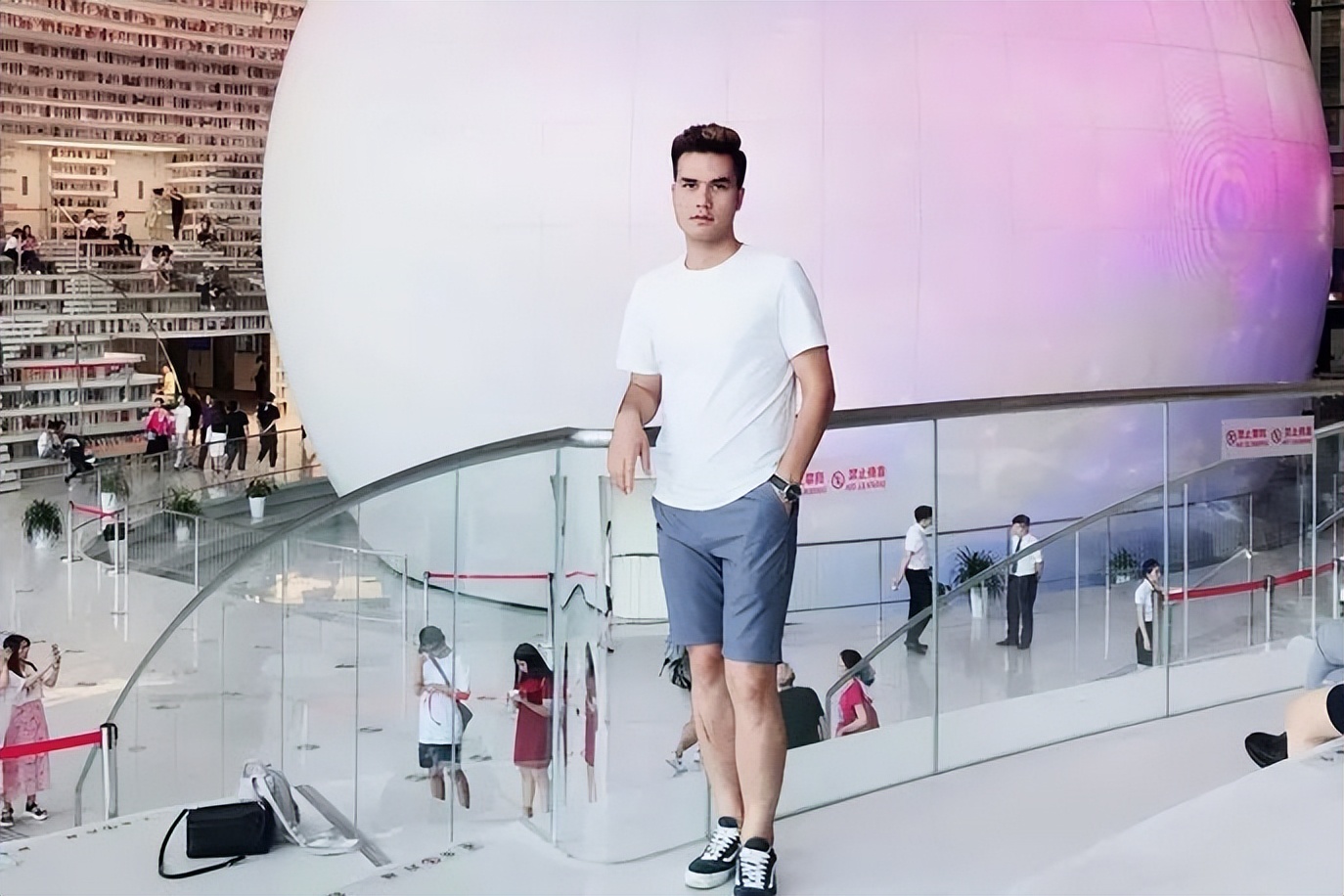 优秀的新疆男孩,优秀的新疆小伙