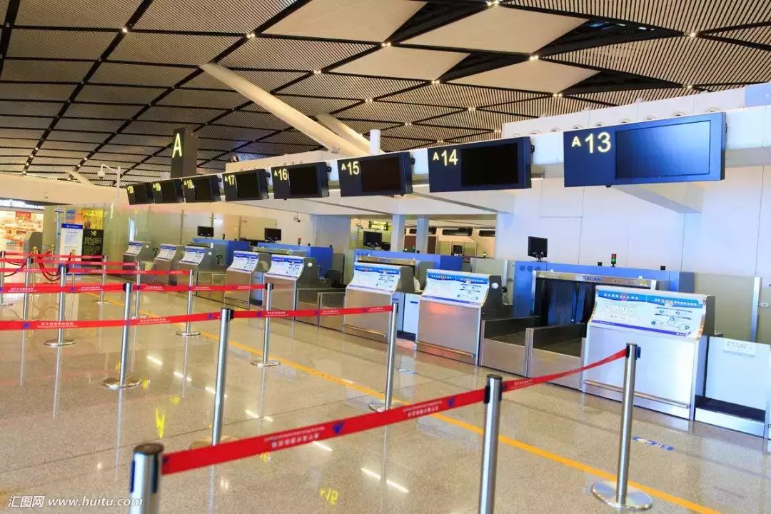 网上订票到机场怎么办理登机手续,网上订了机票怎样到机场登机